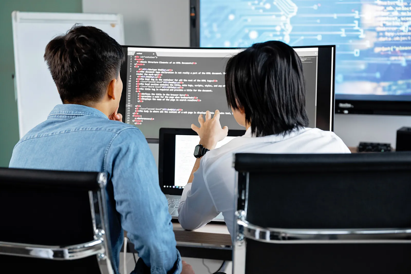 Singapore's MNDR Builds AI Lab Data Tool Under National AI Cloud Takeoff Programme